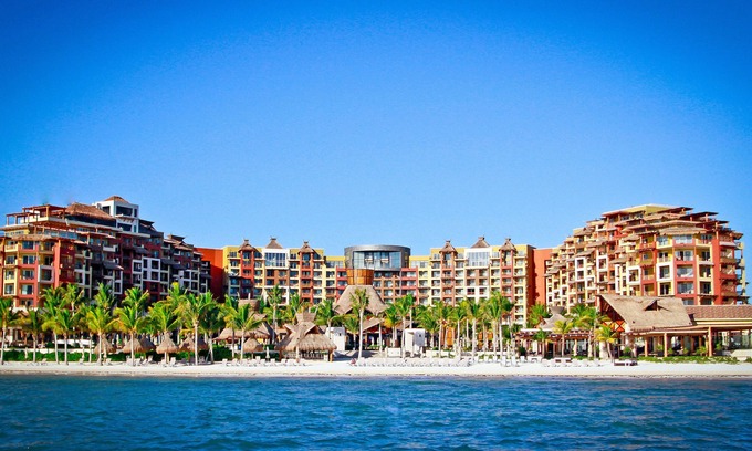 Playa Mujeres Resort | 2 Bedroom Suite available Christmas and New Year 12-20-2025 to 1-3-2026
