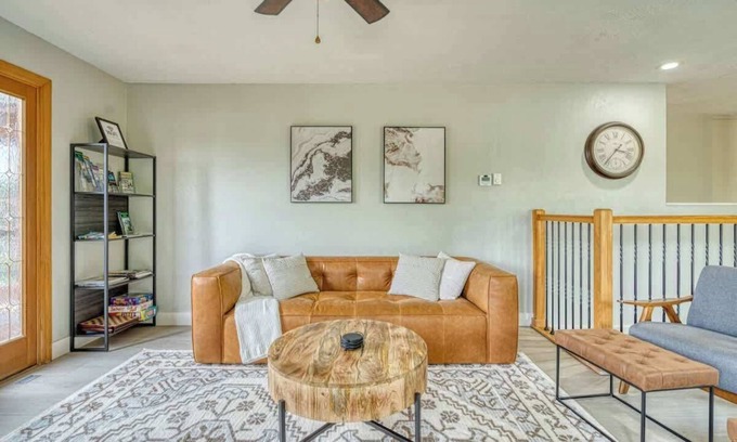 Lakeside Cabin | 2 Blocks From The Lake!