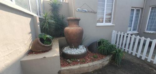 Scottburgh House | 21 A on Edgerton