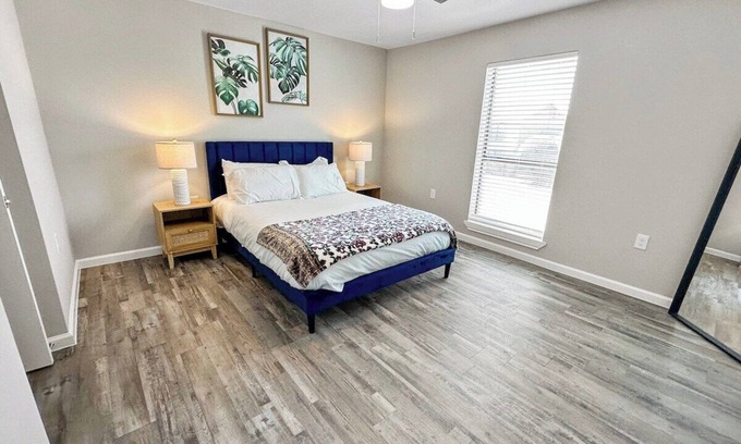 Addison Apartment | 2102 · DFW cozy Apt, Free Parking/WI-FI, Pool & Gym