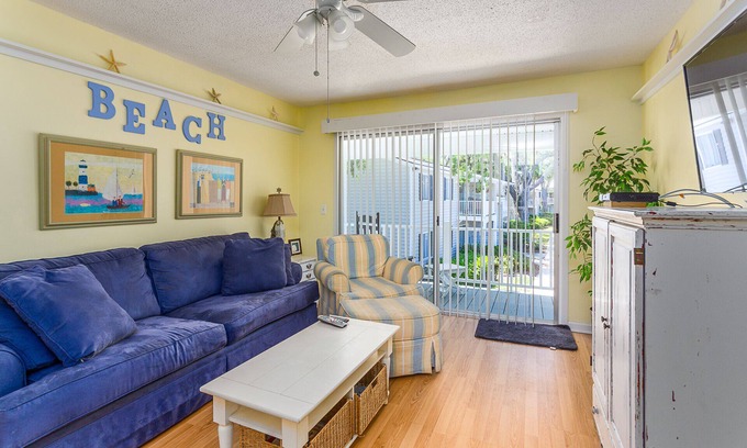 Demere Park Condo | 2bd/2ba/Close to Village, Parks, Pools - Reserve Now for fall & winter getaways!