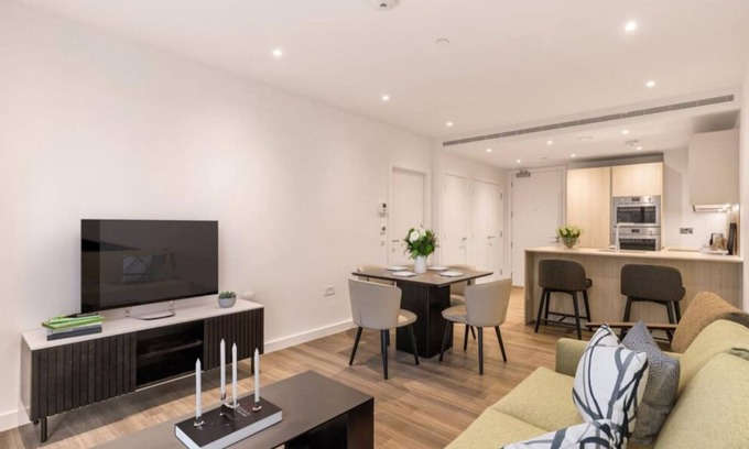 Nine Elms Apartment | 2bed-2bath-2balconylondoneyeview