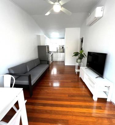 Highgate Hill Villa | 2bedrm unit next to southbank