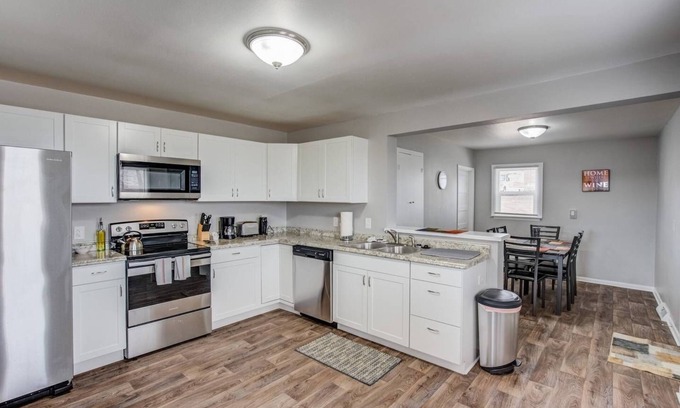 East Colorado Springs House | 2BR Olympic Training Center Dog-friendly
