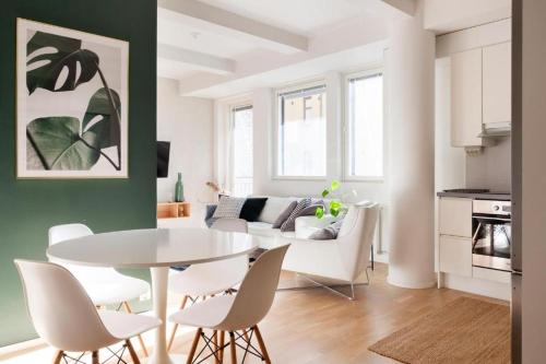 Hietalahti Apartment | 2ndhomes Stylish Studio with Balcony