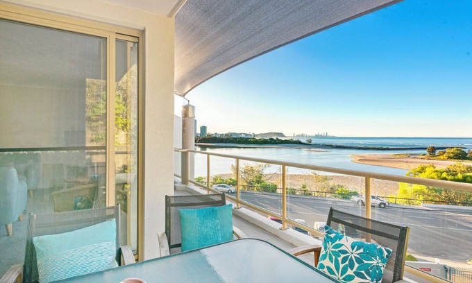 Currumbin Apartment | 3 Bdrm 2 Bath Apartments with Spectacular Views