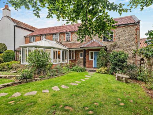 Mundesley House | 3 Bed in Mundesley 90398