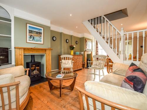 Whitstable House | 3 Bed in Whitstable WCC07