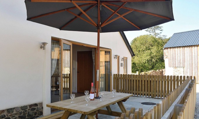 Broadwoodkelly Cabin | 3 bedroom accommodation in Monkokehampton, near Okehampton