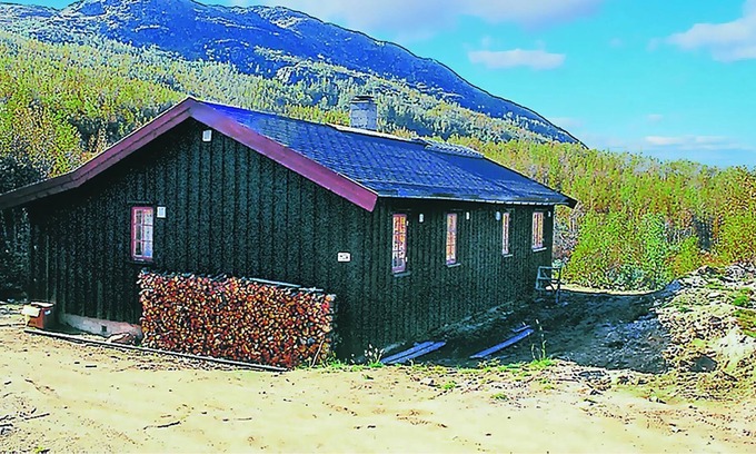 Hol House | 3 bedroom accommodation in Hovet