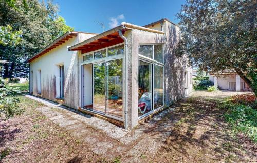 Pontaillac House | 3 Bedroom Gorgeous Home In Royan