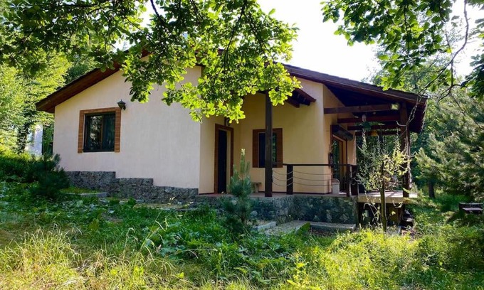 Kaputan Villa | 3 Bedroom House In The National Park of Dilijan