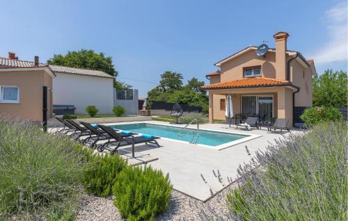 Boljevici House | 3 Bedroom Nice Home In Krsan