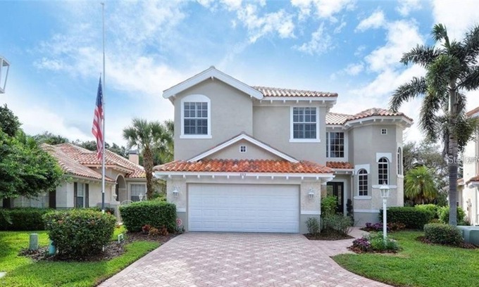 Palmer Ranch Apartment | 3 Bedroom Single family 427755 by Houzlet