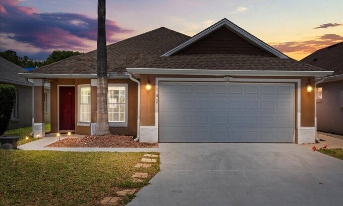 Bridgewater Crossing House | 3 Bedrooms/2 Bathrooms/Bridgewater (142HL)