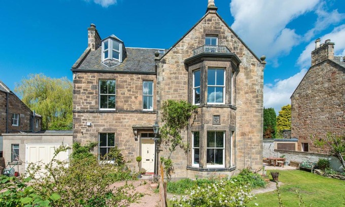 Eskbank House | 3 Eskbank Terrace
