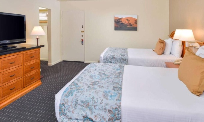 Solvang Hotel | 3 Family-Friendly Units, Continental Bfast, Near Hans Christian Andersen Museum
