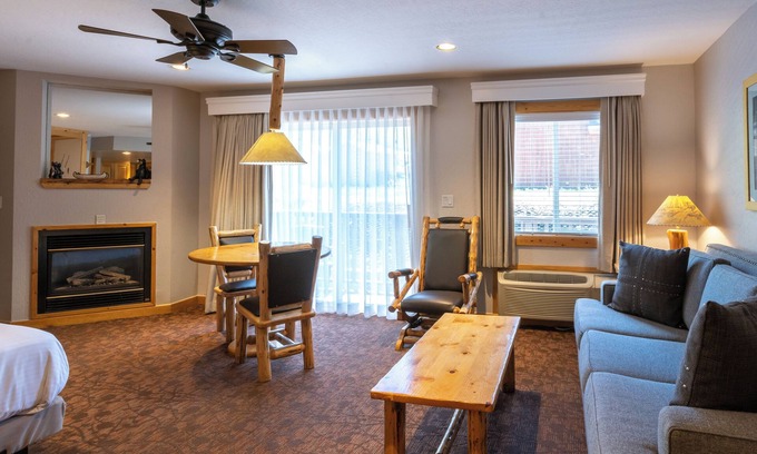 Olympic Valley Hotel | 3 Units Studios | Kitchen | Free Parking | Olympic Valley