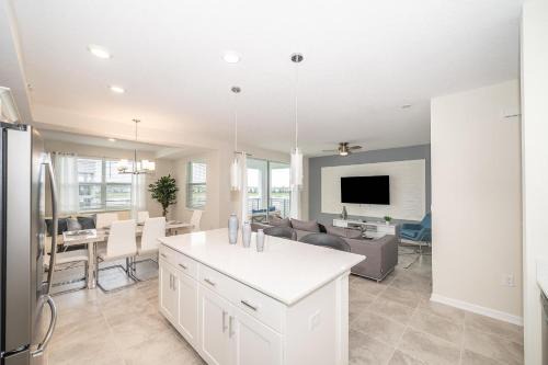 Historic Downtown Kissimmee Apartment | 3120-206DR STOREY LAKE, CONDO 2/2 GARDEN VIEW