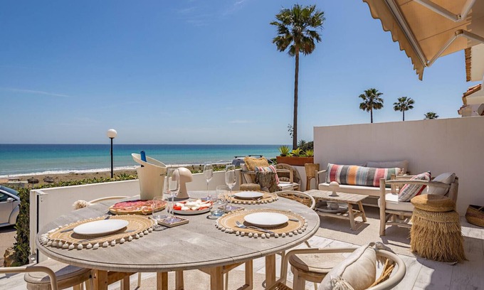 Manilva Ski Chalet | 3128 Beachfront Casa Luna in Aldea Beach
