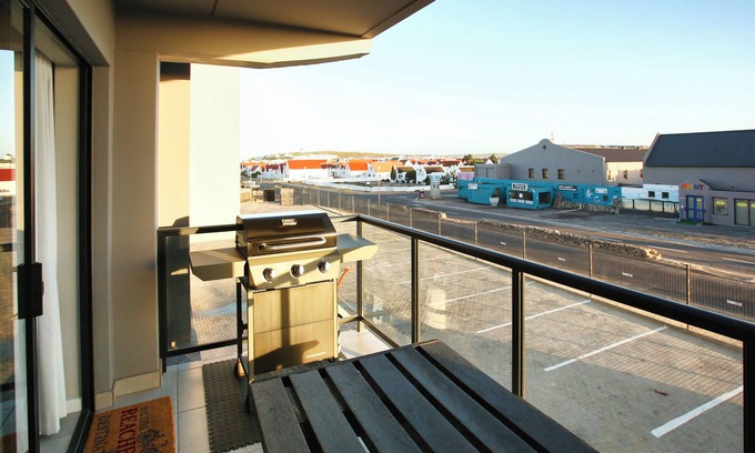 Mykonos Apartment | 36 Millennial Arch, Langebaan, 4-sleeper