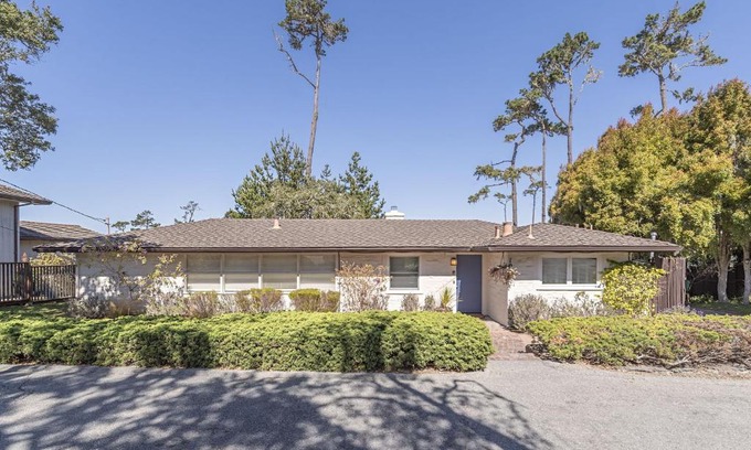 Del Monte Forest House | 3786 Adobe by the Sea home