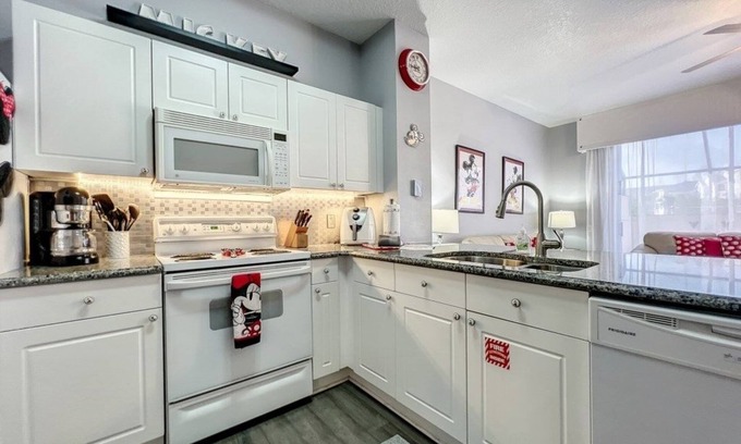 Windsor Palms House | 3br Townhome W/pool In Windsor Palms Resort 3 Bedroom Townhouse