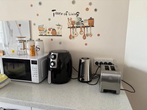 Bibra Lake Apartment | 3x1 unit at back of main house