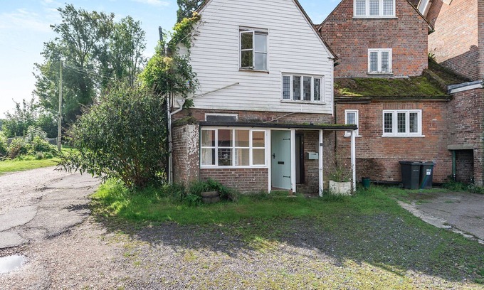 Hastings Cottage | 4 bedroom accommodation in Westfield, near Hastings