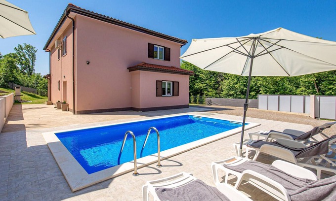 Opatija House | 4 bedroom beautiful home in Veprinac
