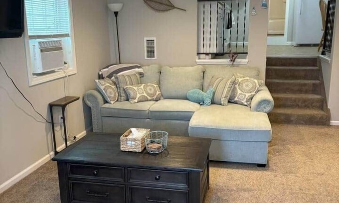 Erie Apartment | 4 Blocks to the Erie Beaches