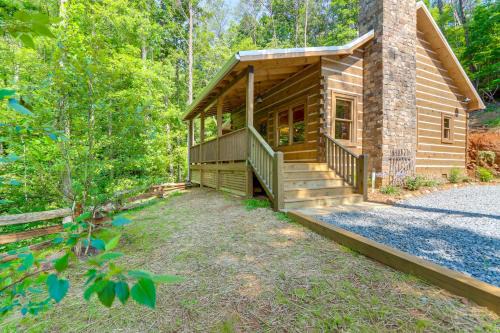 Cherry Log House | 4 Mi to Fall Branch Falls Peaceful Cabin with Deck
