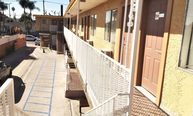 Los Angeles Hotel | 4 Star Motel