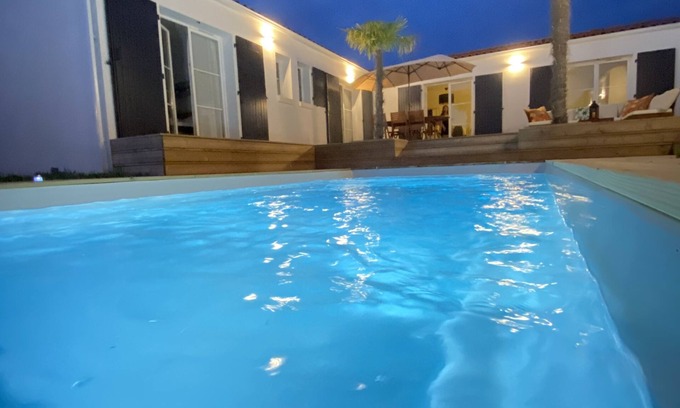Saint-Georges-d'Oleron Villa | 4* villa/5 rooms - heated pool