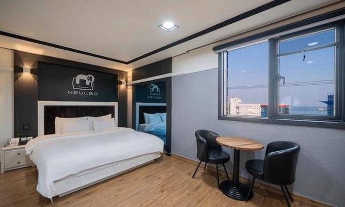 Dong-gu Hotel | 45 m² Motel ∙ 2 guests