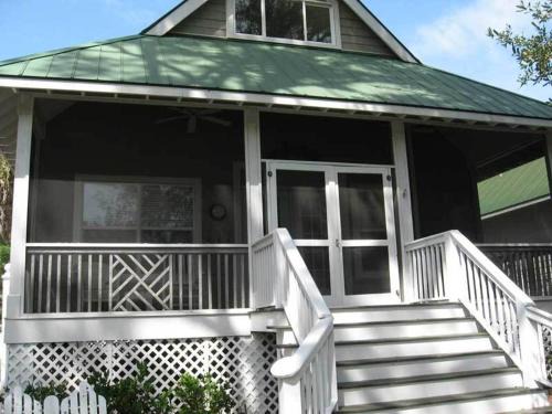 Saint Helena Island House | 48 Davis Love
