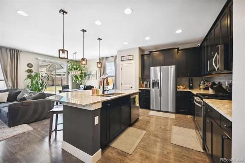 Sterling Hills Villa | 4BR Home close to Airport