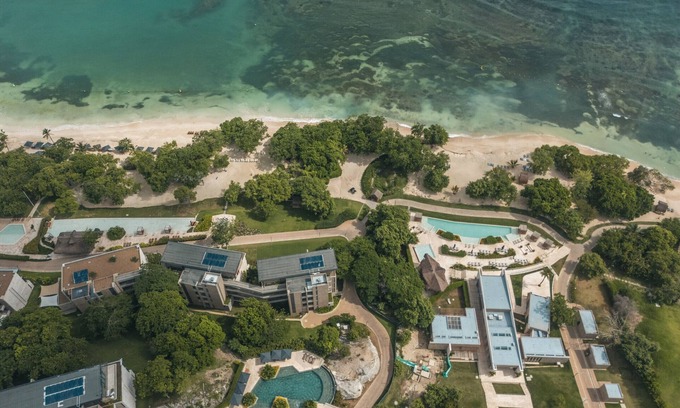 Porto Nao Apartment | 4BR Seaview Apartment at Calablanca D5