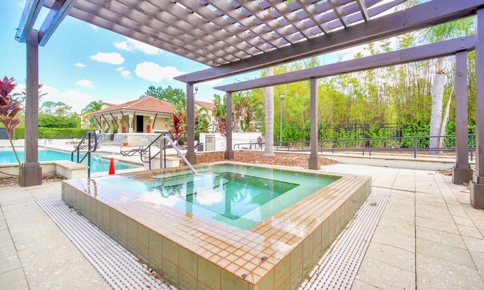 Florida Central Atlantic Coast Apartment | 4BR Townhouse - Resort Access - Steps To Disney