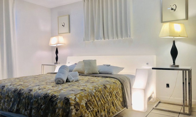 Beverly Green House | 4BRHouse next to Strip LVCC pet-friendly Formula1 Thankgiving Christmas25 30%off