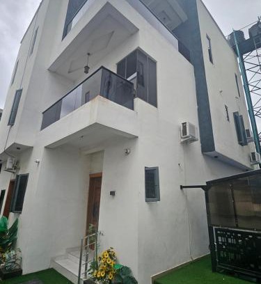 Ofin Apartment | 5 Bedrooms and 5 Bathrooms Luxury Duplex With Private Swimming Pool