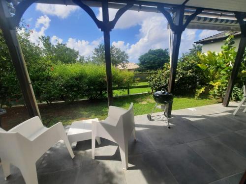 Trois-Rivieres Apartment | 5 min plage T2 avec Jacuzzi pour Retraités ou Jeune couple