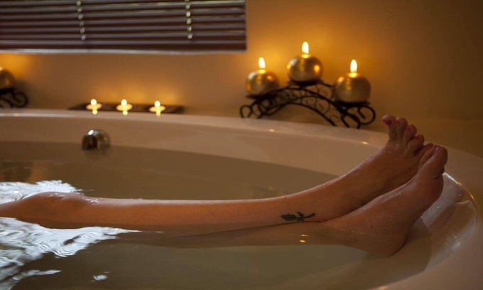 Leribe District Ski Chalet | 5 star luxury Chalet single room