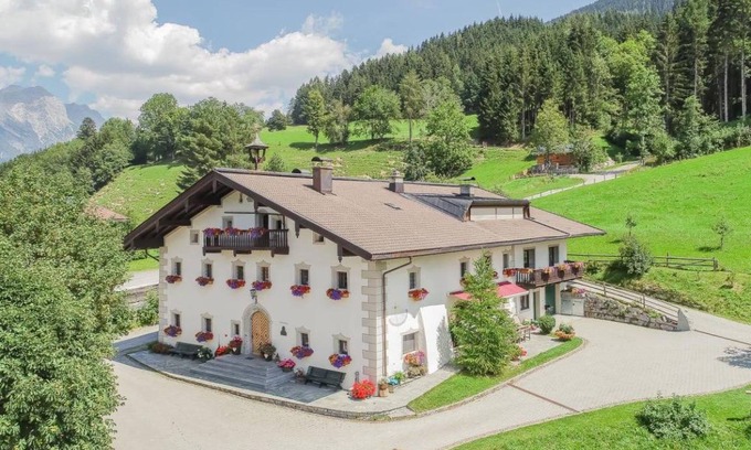 Almdorf Apartment | 65 m² Apartment ∙ 2 bedrooms ∙ 4 guests