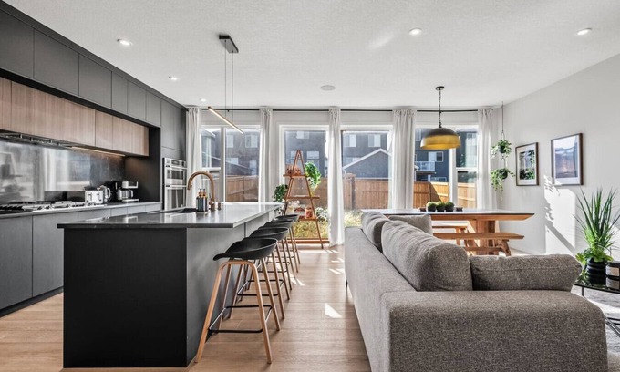 Calgary House | 7 BR Luxury Home » Central AC » 100` Projector