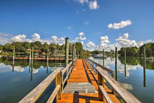 Crystal River House | 7 Mi to Gulf Home with Dock Access in Crystal River
