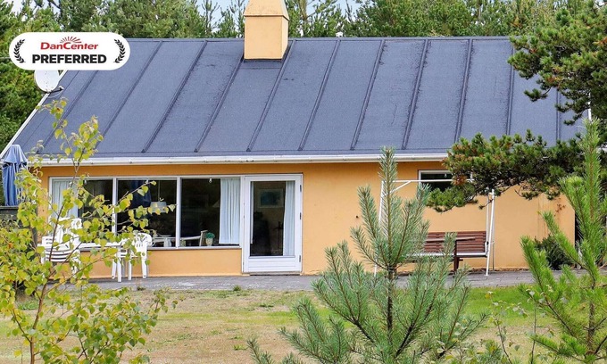 Strandby House | 7 person holiday home in Jerup
