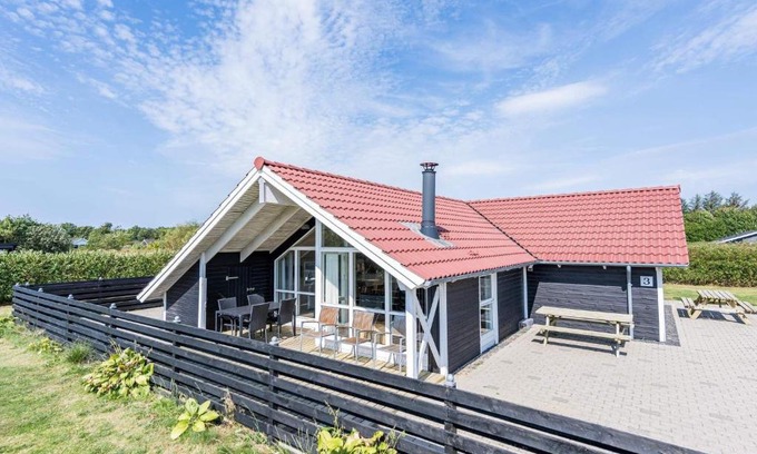 Falen House | 8 person holiday home in Hemmet