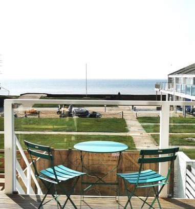 Wittering House | 87 Marineside Beach side property with stunning sea views