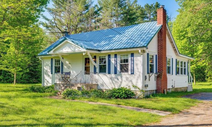 Bethlehem Cottage | 9 Mi to Franconia Notch State Park: Cozy Cottage